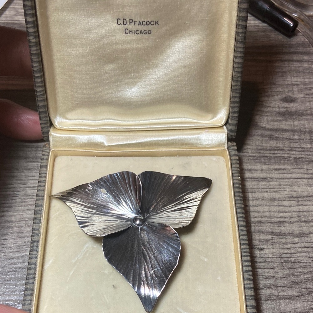 Silver Leaf Brooch